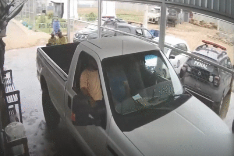 Líder do Comando Vermelho almoça com policiais após fugir da prisão em Mato Grosso