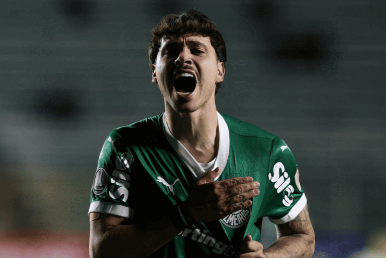 O Palmeiras voltou a fazer história na Copa Conmebol Libertadores, vencendo o Bolívar na altitude de La Paz (Bolívia) por 3 a 2.