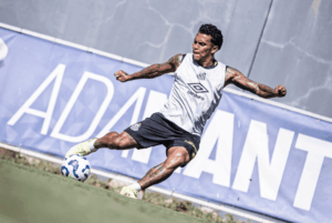 O atacante Gabriel Veron vive o momento mais conturbado desde que chegou ao Santos, no início de fevereiro.