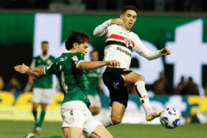 Apesar do revés no Choque-Rei, há pontos positivos a se destacar do lado tricolor — especialmente os retornos importantes ao elenco.