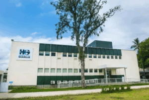 Funcionários do Hospital Guarujá, localizado no distrito de Vicente de Carvalho, no litoral paulista, estão enfrentando atrasos frequentes no