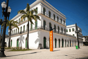 O Museu Pelé, em Santos, está passando por uma importante modernização em seu sistema de climatização, com investimento de R$ 1.485.612,25.