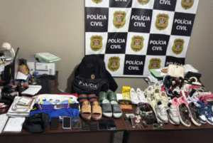 Um homem de 33 anos foi preso em flagrante por tráfico e associação ao tráfico de drogas sintéticas em um condomínio de alto padrão em