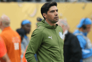 O Palmeiras estreou na Copa do Mundo de Clubes com um empate sem gols diante do Porto, em partida disputada nos Estados Unidos...