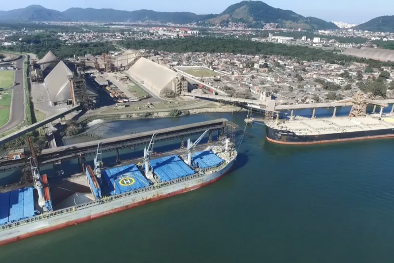 O Terminal Exportador de Guarujá (TEG), na margem esquerda do Porto de Santos, recebeu autorização do governo federal para executar...