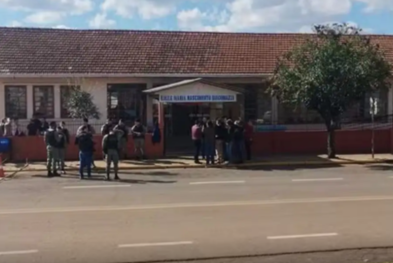 O Ministério da Educação (MEC) determinou o envio de psicólogas do Núcleo de Resposta e Reconstrução de Comunidades Escolares, especializada