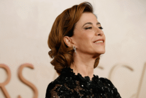 A atriz Fernanda Torres foi confirmada como integrante do júri do Festival de Veneza deste ano. O anúncio foi feito nesta sexta-feira (18/7)