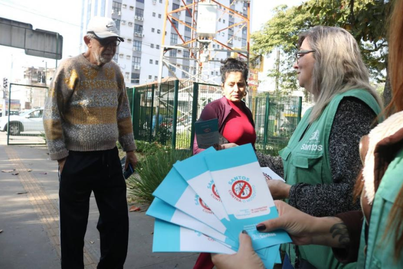 Os mutirões de combate ao mosquito Aedes aegypti serão retomados nesta quarta-feira (30) em Santos, após o encerramento da...
