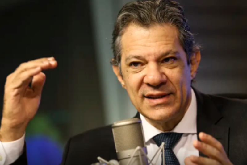 O ministro da Fazenda, Fernando Haddad (foto), afirmou, nesta terça-feira (29), em Brasília, que pode haver uma conversa entre os presidentes