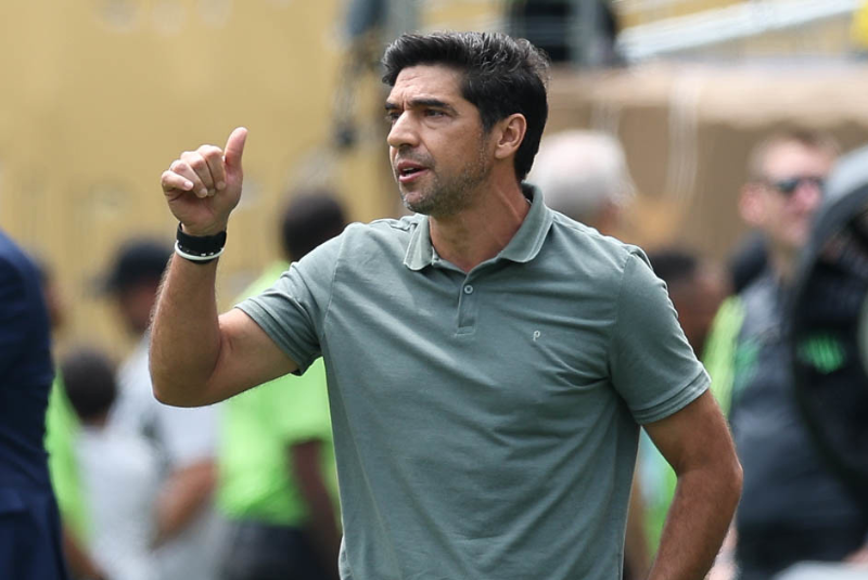 Após a eliminação no Mundial, o Palmeiras se reapresenta com mudanças. Paulinho, que jogou com restrições médicas, fará uma nova cirurgia...