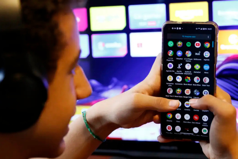Cada vez mais o brasileiro está dando adeus à TV por assinatura e aderindo aos serviços pagos de vídeo por streaming. Dos 75,2 milhões...