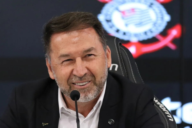 A expectativa em torno da votação de impeachment de Augusto Melo cresce no Corinthians. Cerca de 10 mil sócios estão aptos a decidir...