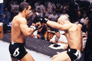 Vitor Belfort e Wanderlei Silva vão se reencontrar no ringue após 27 anos da luta histórica no UFC. O combate será a principal atração...