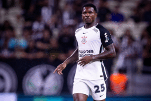 O Corinthians confirmou que o lateral Hugo será submetido a cirurgia por hérnia inguinal e que Maycon sofreu lesão muscular na coxa.
