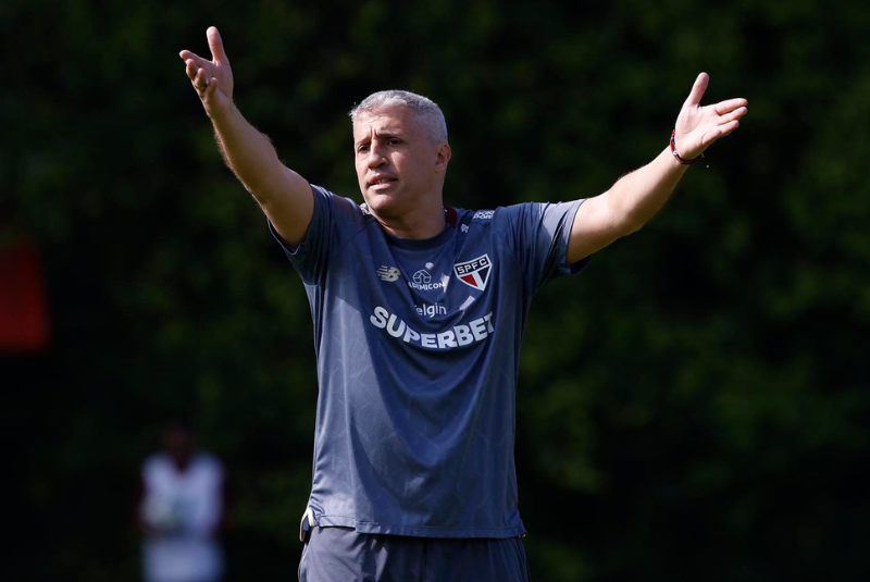 O São Paulo terá que lidar com desfalques importantes para encarar o Flamengo neste sábado (12), às 16h30, no Maracanã. Sem Luciano...