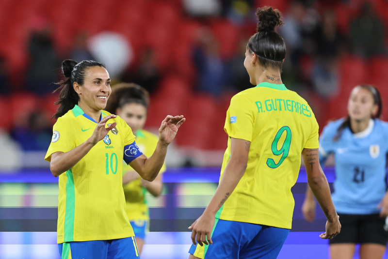 A seleção brasileira feminina goleou o Uruguai por 5 a 1 nesta terça-feira (29), em Quito, e garantiu vaga na final da Copa América 2025.