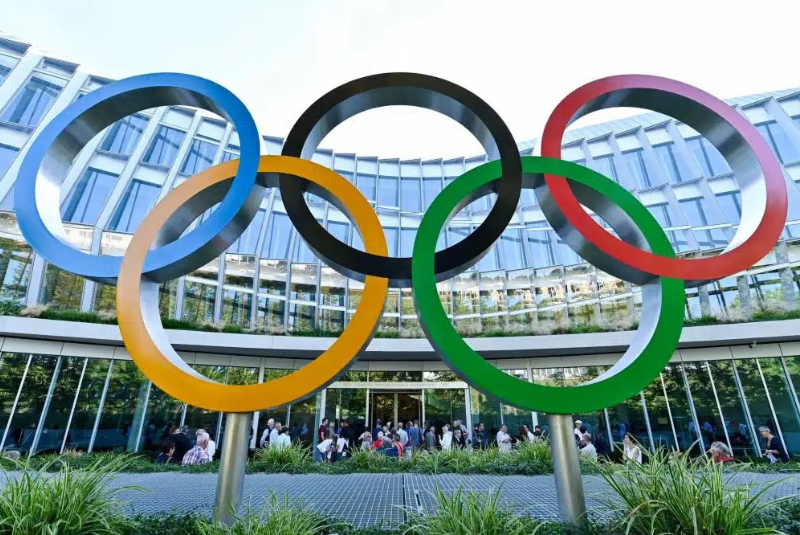 O Catar oficializou nesta terça-feira (22) a candidatura de Doha para sediar os Jogos Olímpicos e Paralímpicos de 2036. O anúncio reforça...