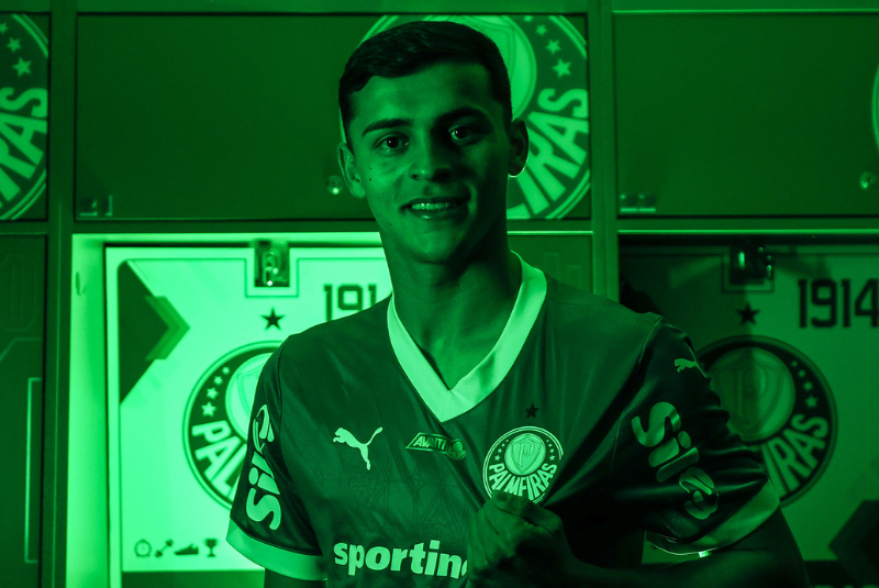 Com a chegada de Ramón Sosa por até R$ 89 milhões, o Palmeiras superou os R$ 500 milhões investidos em reforços nesta temporada.