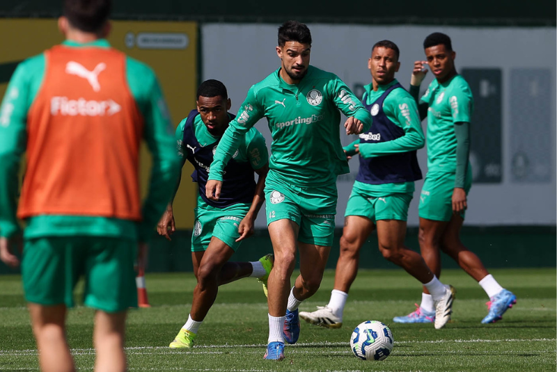 O Palmeiras realizou atividades técnicas nesta segunda-feira (28) e deu sequência à preparação para o clássico contra o Corinthians...