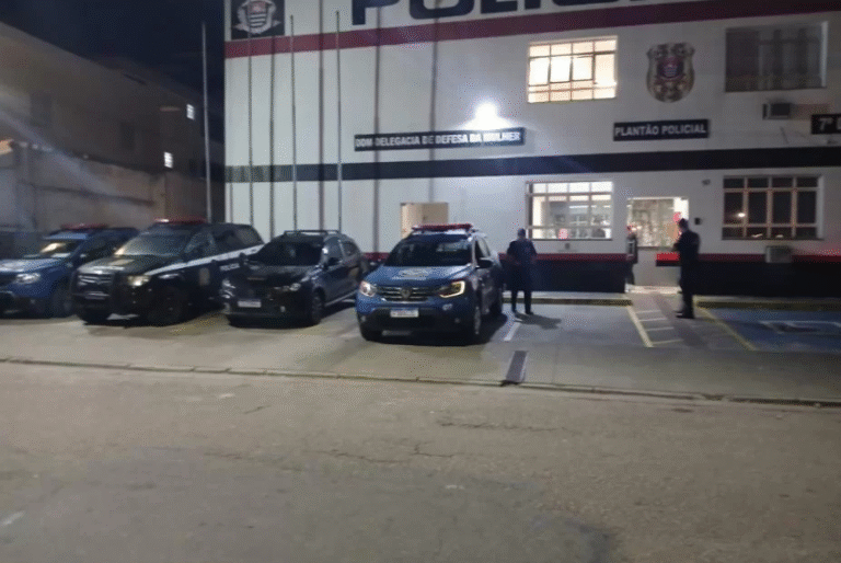 Um homem em situação de rua, de 37 anos, foi preso na madrugada desta quarta-feira (13) pela Guarda Civil Municipal...