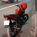 Uma técnica de enfermagem de 47 anos morreu após cair da garupa de uma motocicleta e ser atropelada por um ônibus na rodovia...