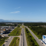 Com a concessão das rodovias do Lote Litoral, que conectam o Alto Tietê ao litoral sul do estado, São Paulo vai abrigar...