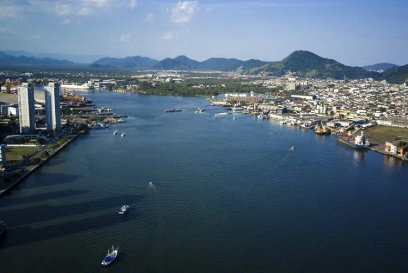 O Túnel Imerso Santos–Guarujá, primeiro do tipo no Brasil, deve se tornar um marco em mobilidade inteligente e sustentável.