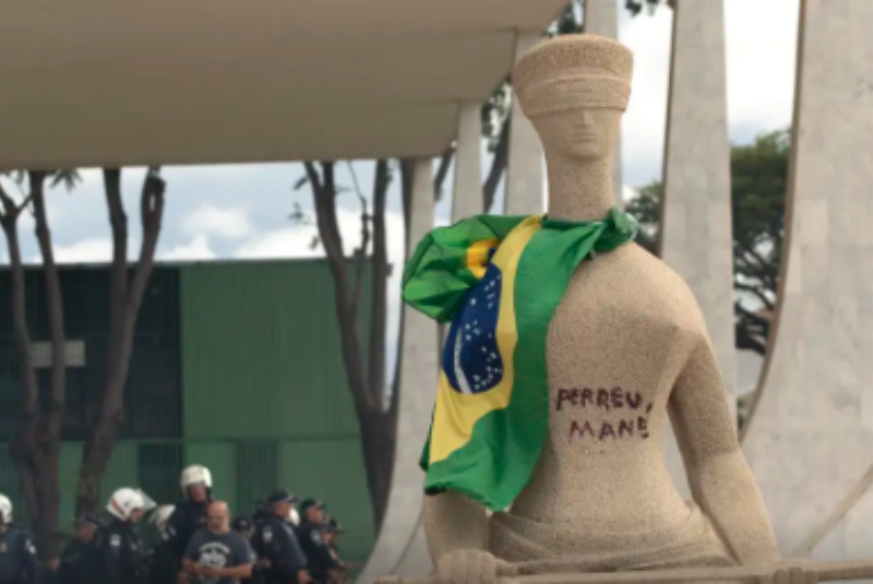 O ministro Alexandre de Moraes, do Supremo Tribunal Federal (STF), decidiu nesta segunda-feira (18) manter a decisão da Primeira Turma