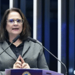 Damares Alves anuncia diagnóstico de câncer de mama e início de radioterapia