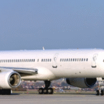 Um Boeing 757 da Força Aérea dos Estados Unidos, utilizado em missões especiais, pousou no Aeroporto Internacional de