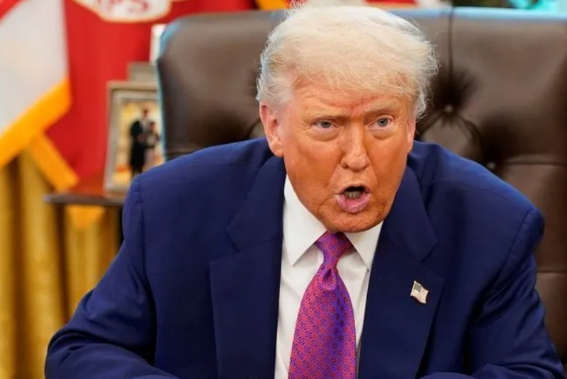 Trump anuncia que vai patrulhar ruas de Washington com policiais e militares