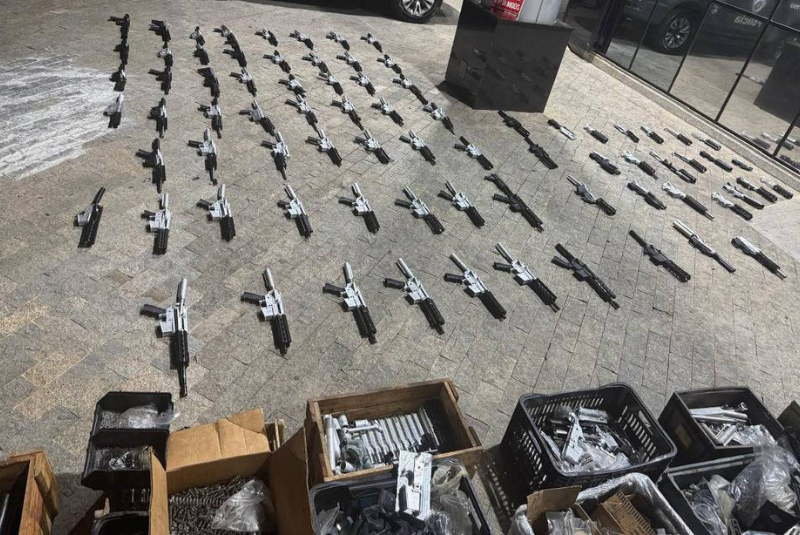 Fábrica clandestina de fuzis é descoberta no interior de SP e levanta alerta sobre armas artesanais de alta precisão
