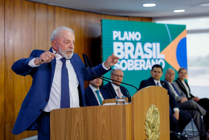 O presidente Luiz Inácio Lula da Silva voltou a criticar a interferência estrangeira em assuntos domésticos, nesta
