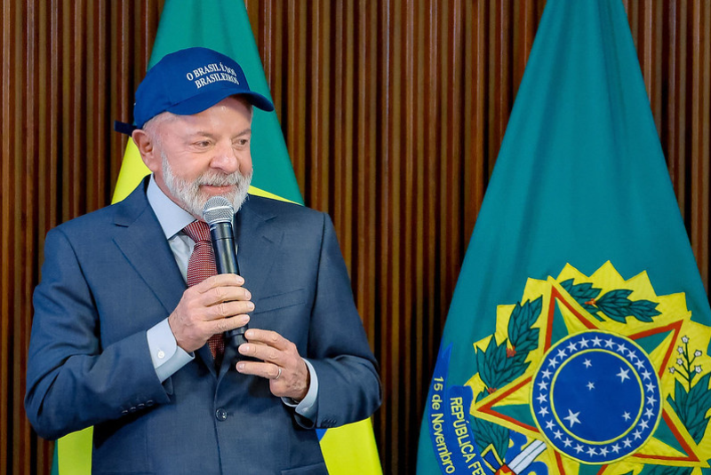 Lula reafirma soberania e diz que Brasil não aceitará ofensas