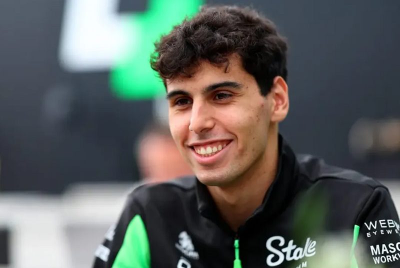Gabriel Bortoleto encerrou o primeiro semestre de estreia na Fórmula 1 em alta. Após início difícil e batida na Austrália, o piloto...