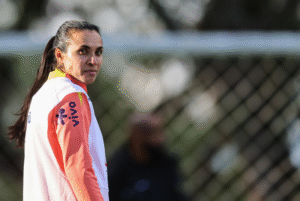 Brasil e Colômbia se reencontram neste sábado (2), às 18h, no Estádio Casa Blanca, em Quito, pela final da Copa América Feminina.