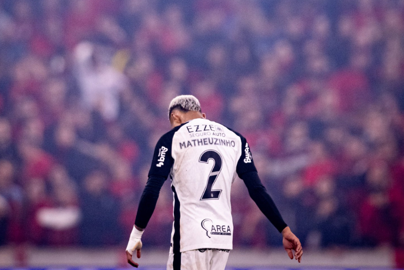 O Corinthians venceu o Athletico-PR por 1 a 0 fora de casa pela Copa do Brasil, mas o triunfo veio acompanhado de uma preocupação.