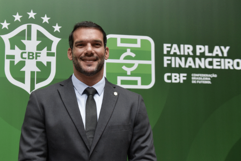 O presidente da CBF, Samir Xaud, anunciou nesta terça-feira (19), em participação no programa Seleção sportv, que o Brasil será candidato...