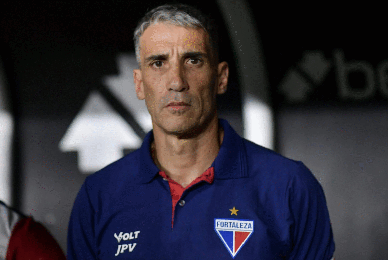 Nesta quarta-feira (20) o Santos se aproximou da contratação do técnico Juan Pablo Vojvoda, ex-Fortaleza. O argentino se tornou...