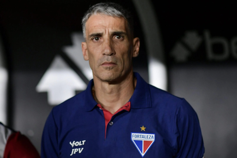 Nesta quarta-feira (20) o Santos se aproximou da contratação do técnico Juan Pablo Vojvoda, ex-Fortaleza. O argentino se tornou...