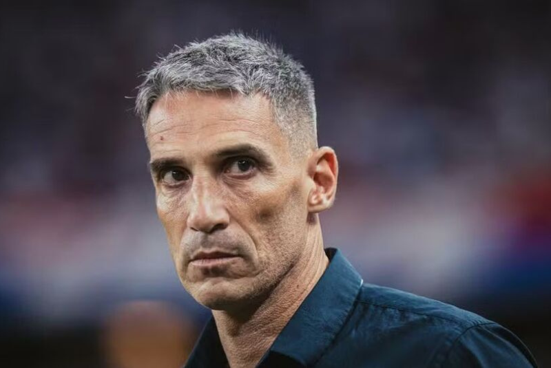 Juan Pablo Vojvoda iniciou nesta segunda-feira (25) sua trajetória no Santos, considerado pelo próprio argentino como o maior desafio...