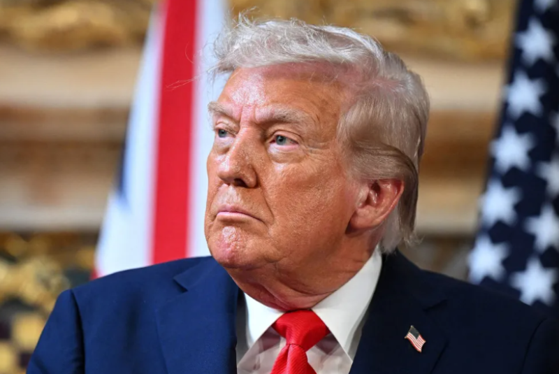 Especialistas contestam governo Trump sobre possível relação entre Tylenol e autismo
