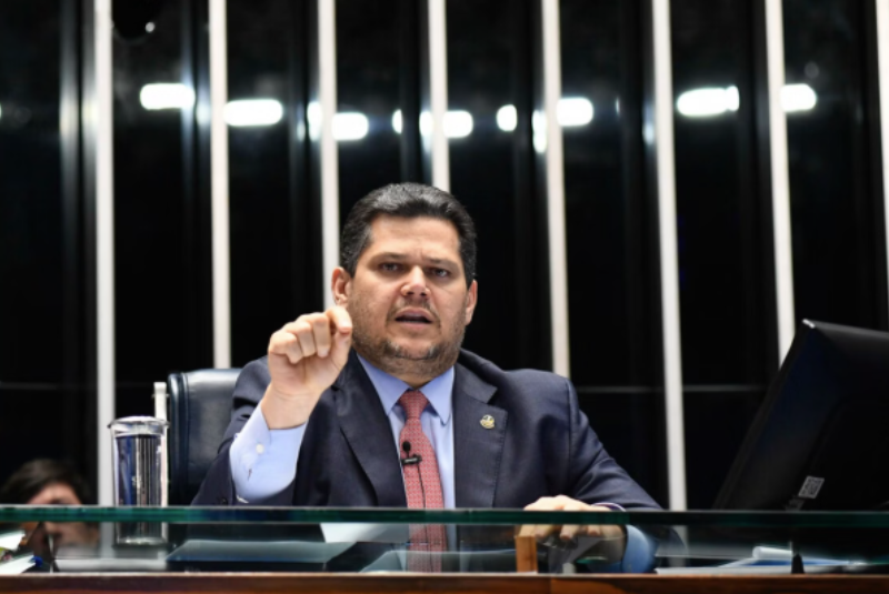 Alcolumbre arquiva PEC da Blindagem após rejeição unânime na CCJAlcolumbre arquiva PEC da Blindagem após rejeição unânime na CCJ