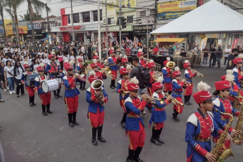 A Prefeitura de Cubatão, em parceria com o Exército Brasileiro, promove neste sábado (6) o tradicional Desfile Cívico-Militar...
