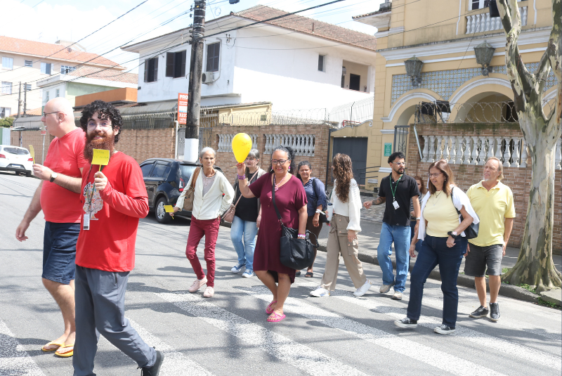 O Caps Centro, em Santos, promoveu nesta segunda-feira (15) a “Capsminhada”, ação integrada à campanha Setembro Amarelo, que tem como...