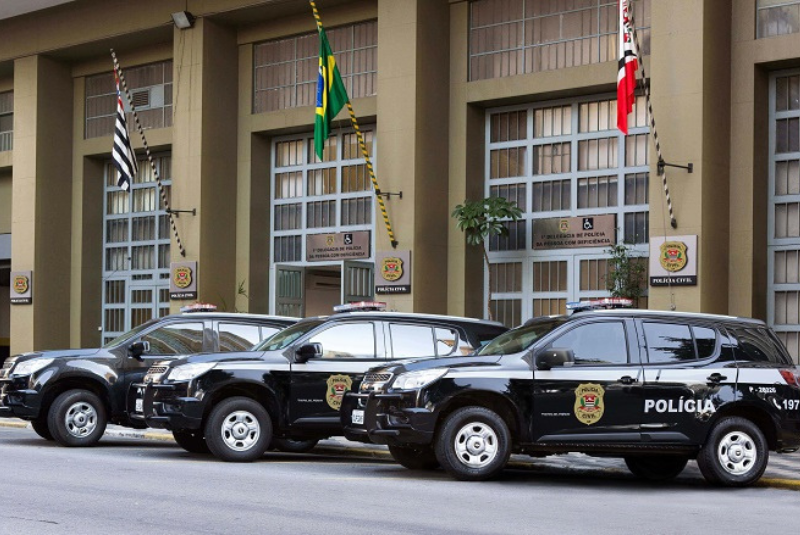 Após a execução do ex-delegado e secretário de Administração de Praia Grande, Ruy Ferraz Fontes, o secretário de Segurança Pública...