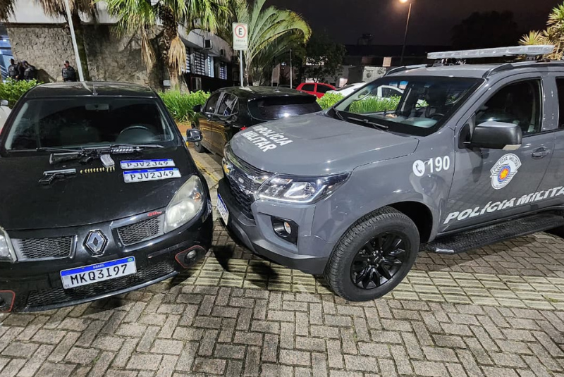 Um homem foi preso na terça-feira (16), no bairro Jardim Glória, em Praia Grande, no litoral paulista, após ser flagrado com um...