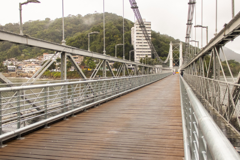 A Prefeitura de São Vicente dará continuidade às obras de revitalização da Avenida Tupiniquins (Japuí), com foco na construção...