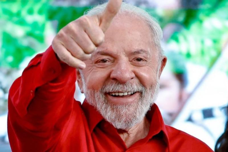 Lula defende negociação com Trump e reafirma direito à defesa no julgamento de Bolsonaro