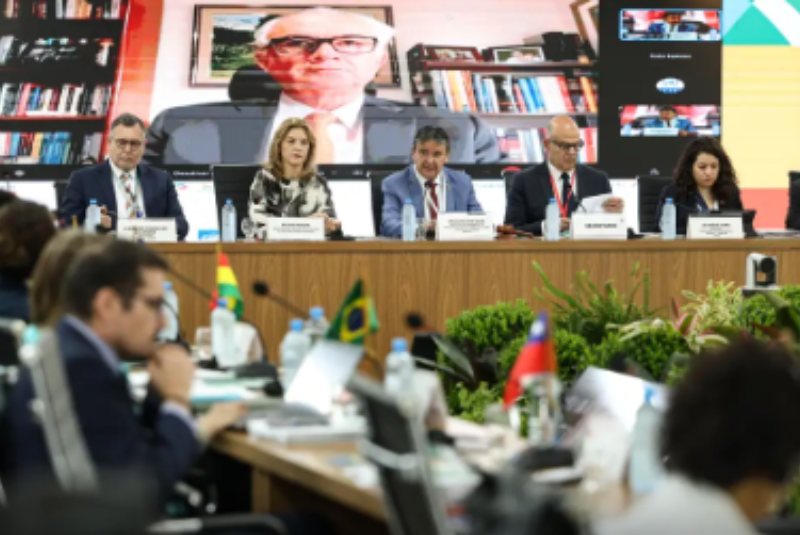 Conferência debate investimentos para erradicar a pobreza